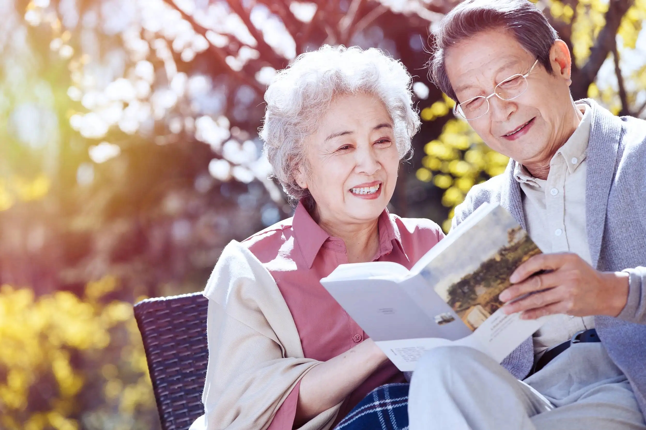 黑鐵時(shí)代，房地產(chǎn)進(jìn)軍養(yǎng)老行業(yè)的三塊敲門磚
