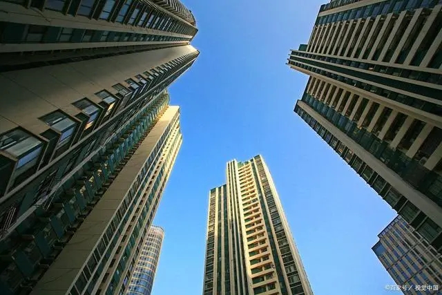 龍湖驚魂、旭輝危急，易綱稱房地產貸款投放已有邊際改善
