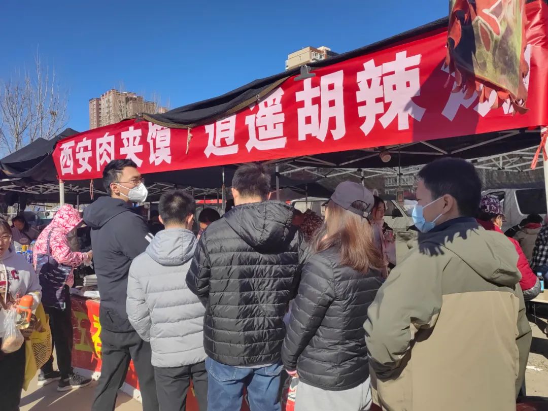 別把鄉(xiāng)鎮(zhèn)大集僅僅當(dāng)成網(wǎng)紅