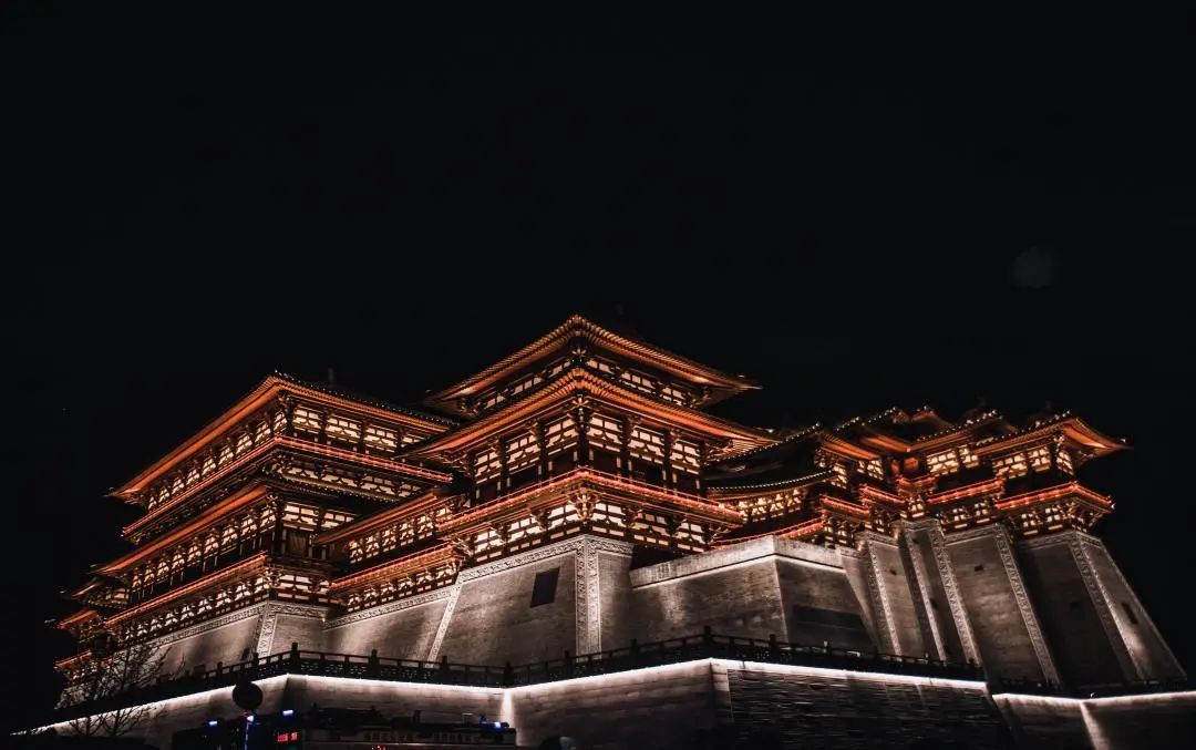 火遍全網的除了淄博，還有洛陽這匹“黑馬”