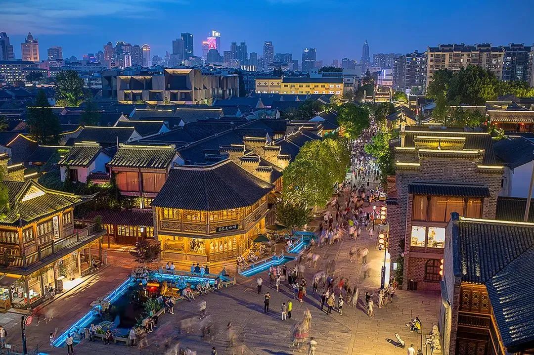 為什么小體量商業(yè)的更新，關(guān)鍵在于“守舊”？