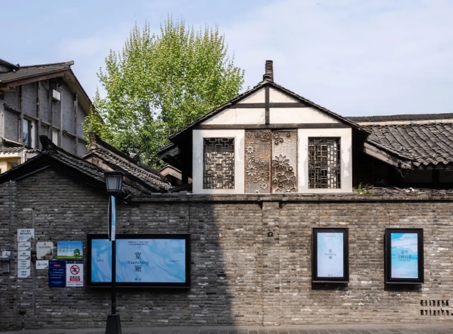 寬窄巷子的新故事：從文旅地標(biāo)到城市文化共創(chuàng)場(chǎng)