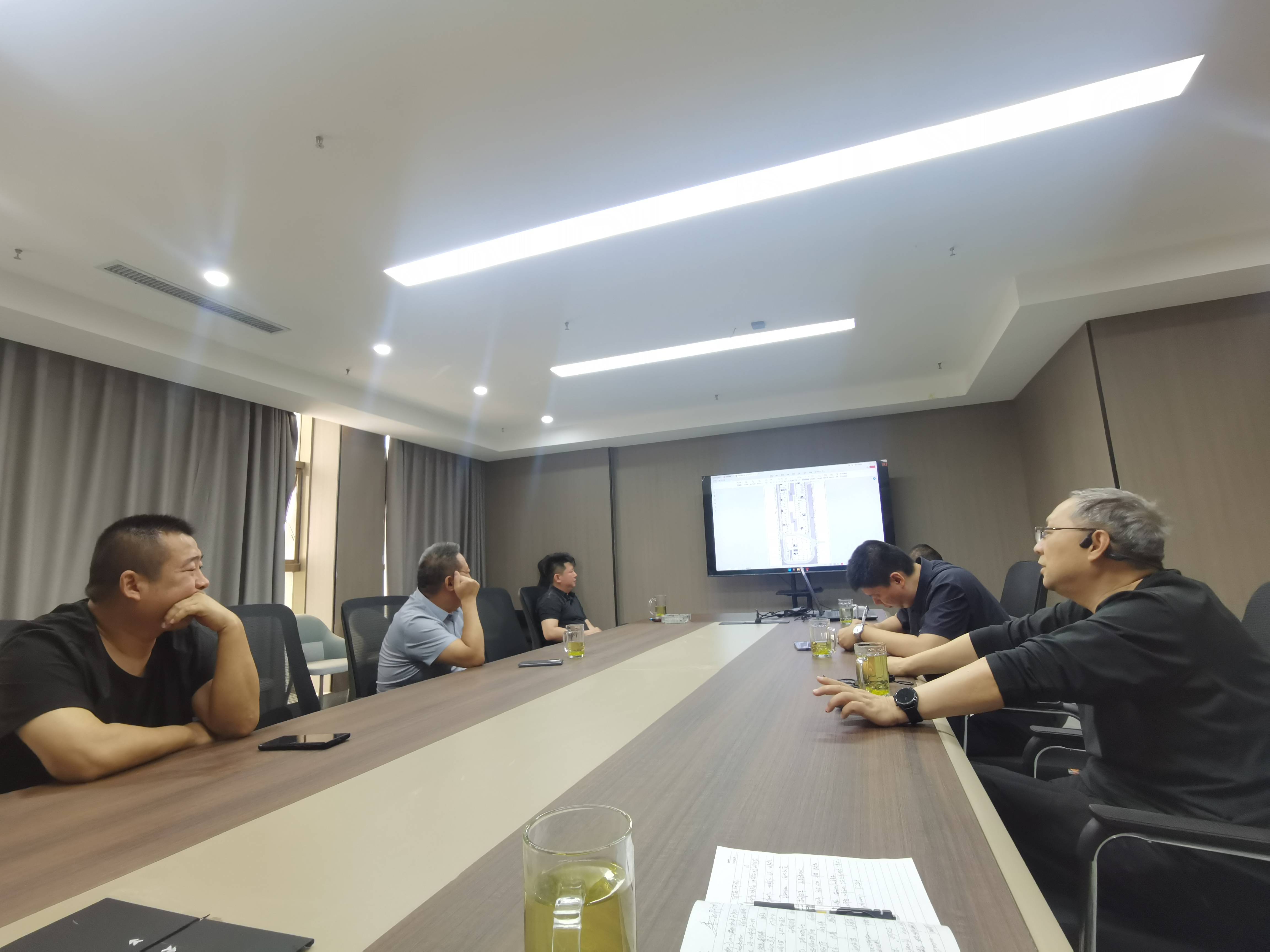 飆馬專家組應邀考察新疆某商業街區項目