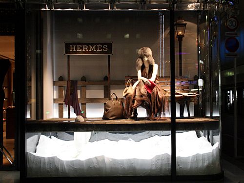 Uniqlo×Lemaire系列火爆 為何快時尚聯(lián)手大牌這么火