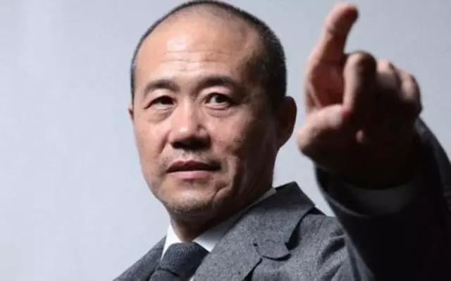 業內分析：寶能力證其資金能力，輿情應對經驗不足