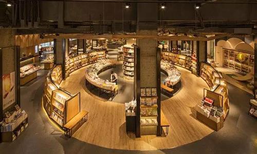 中國實體書店迎來春天？要體驗更要細分