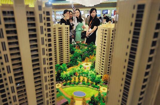 樓市開年盤整：調(diào)控未停歇 土地市場(chǎng)降溫