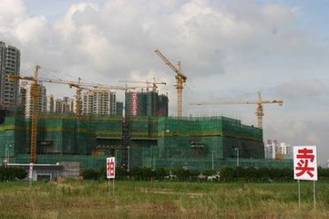 增加土儲還是加速去化？21家房企2017年內(nèi)拿地超百億