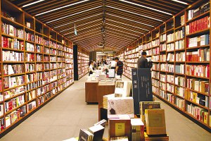 獨(dú)立書(shū)店生存法則：獨(dú)特的價(jià)值觀、書(shū)店氛圍及銷售模式