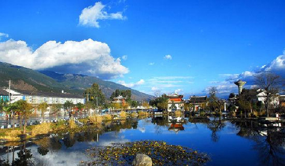 專家：城鎮化方向將從大城市轉向特色小鎮