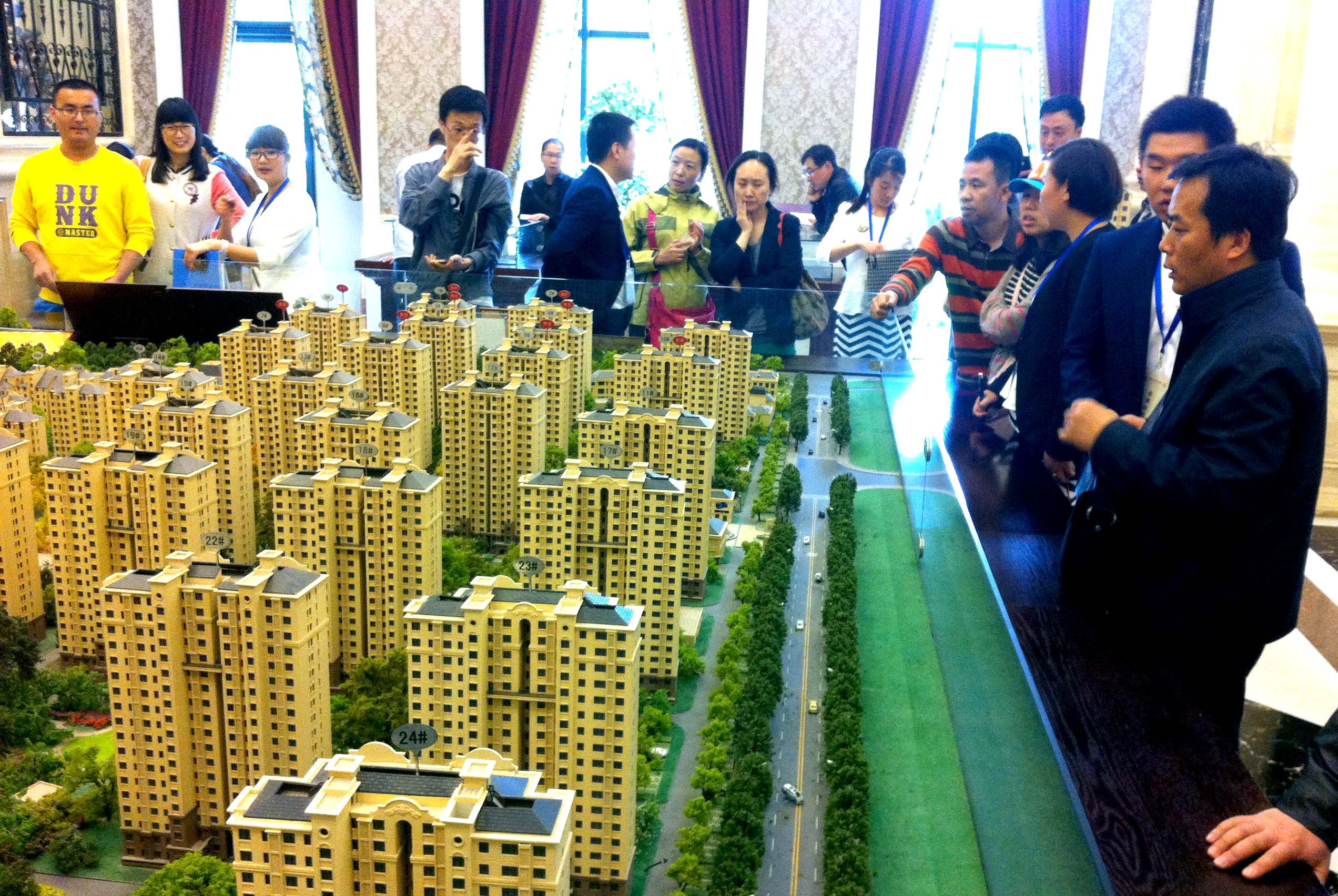 長效機制建設(shè)步伐再加快 樓市降溫預(yù)期升高