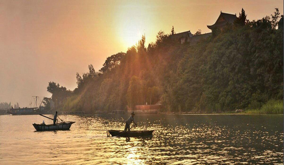 老子山：高質(zhì)量打造康養(yǎng)特色小鎮(zhèn)