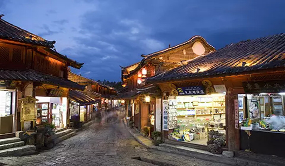 “特色小鎮(zhèn)+產業(yè)地產”的開發(fā)模式