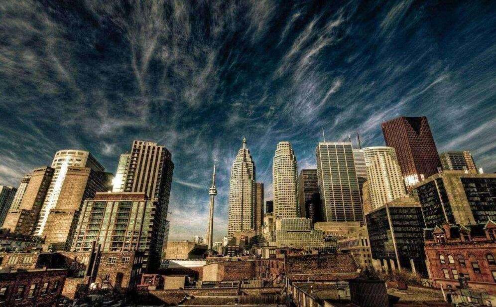 土地成交溢價率年內首次回落，頭部房企“拿地”熱情不減