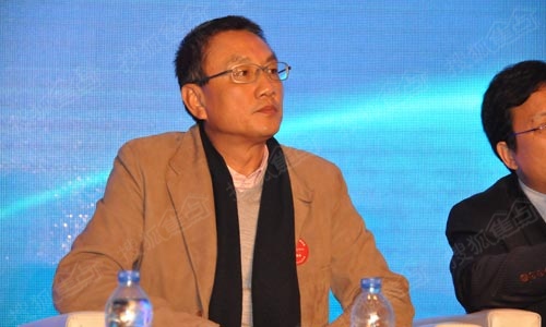 協(xié)信購物中心發(fā)展管理有限公司董事總經(jīng)理 王裕強(qiáng)