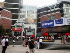購物中心過渡空間：出入口設(shè)計