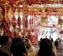 香港零售商鋪趕開張迎圣誕 業(yè)內(nèi)：表現(xiàn)恐將遜于去年