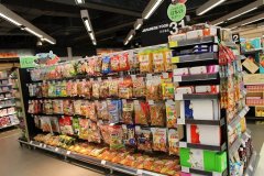 OLE開店不達預期、BHG利潤下滑320%：精品超市的風往哪里吹？