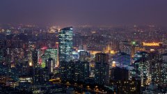 央媒：高房價與奮斗目標(biāo)背道而馳 三四線城市將成為調(diào)控重點(diǎn)