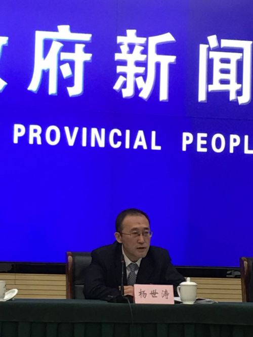 遼寧文化廳黨組成員、副廳長楊世濤