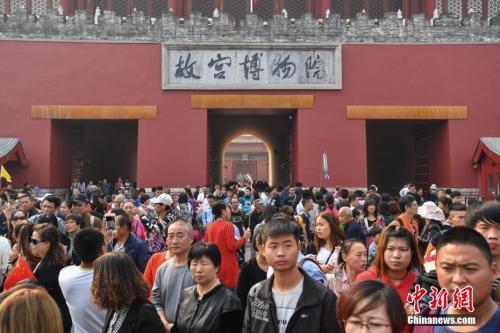 故宮文創(chuàng)一年銷售額超十億 營銷收入去向何處？