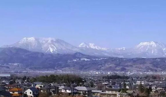 日本小布施町對(duì)中國(guó)特色小鎮(zhèn)發(fā)展建設(shè)的啟示