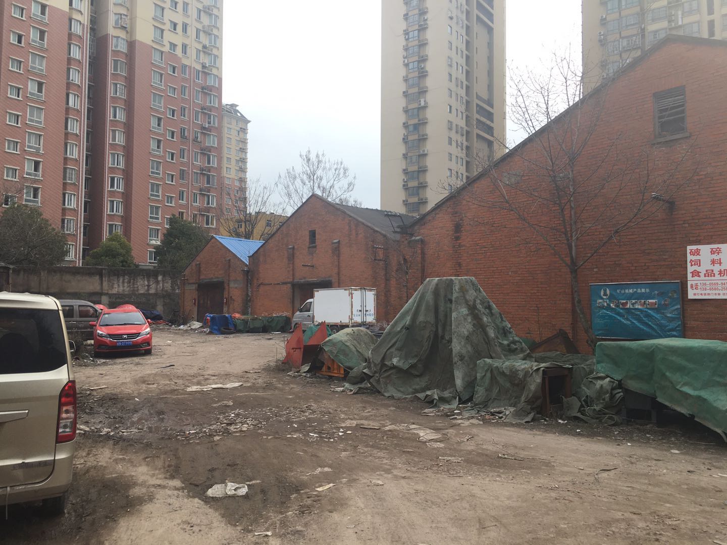 老舊庫房如何改造文創(chuàng)綜合體？