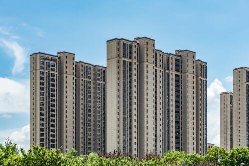 樓市“心臟”開始衰竭？央行砍斷資金流，國家會議定調，寒秋將至