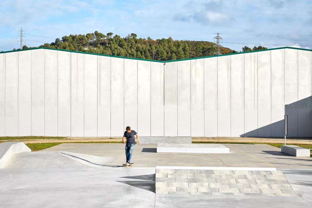 看國外是如何把這些滑板公園打造成城市熱門打卡地的