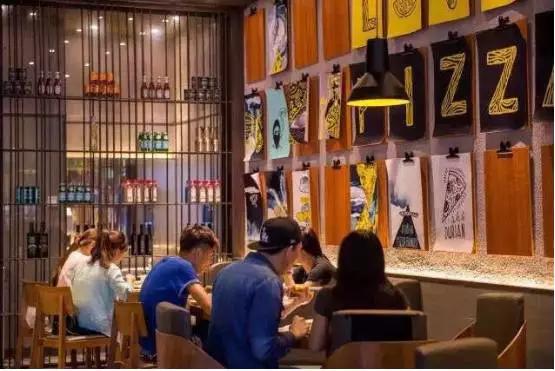 六個案例告訴你，好看又有創意的購物中心電梯廳該怎么設計？