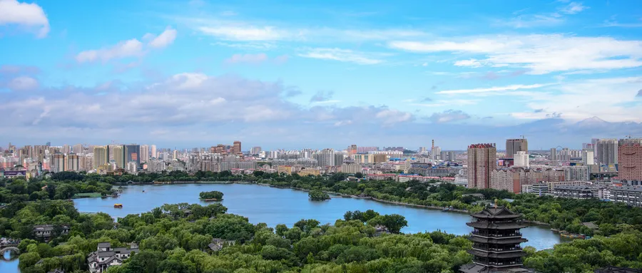 部分“集中供地”城市已現(xiàn)“零供應(yīng)”，優(yōu)質(zhì)地塊地價繼續(xù)走高