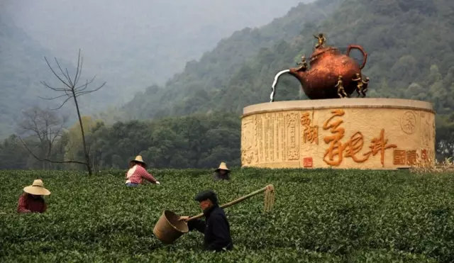 知名文化旅游小鎮開發模式分析