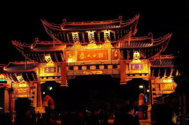 以烏鎮、安仁古鎮及彝人古鎮為例，詳解文旅古鎮的開發模式