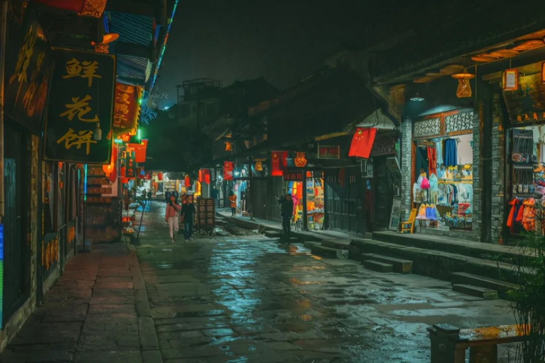 爆發(fā)吧,文旅!總投資超7000億,盤點(diǎn)上半年超大型文旅項(xiàng)目