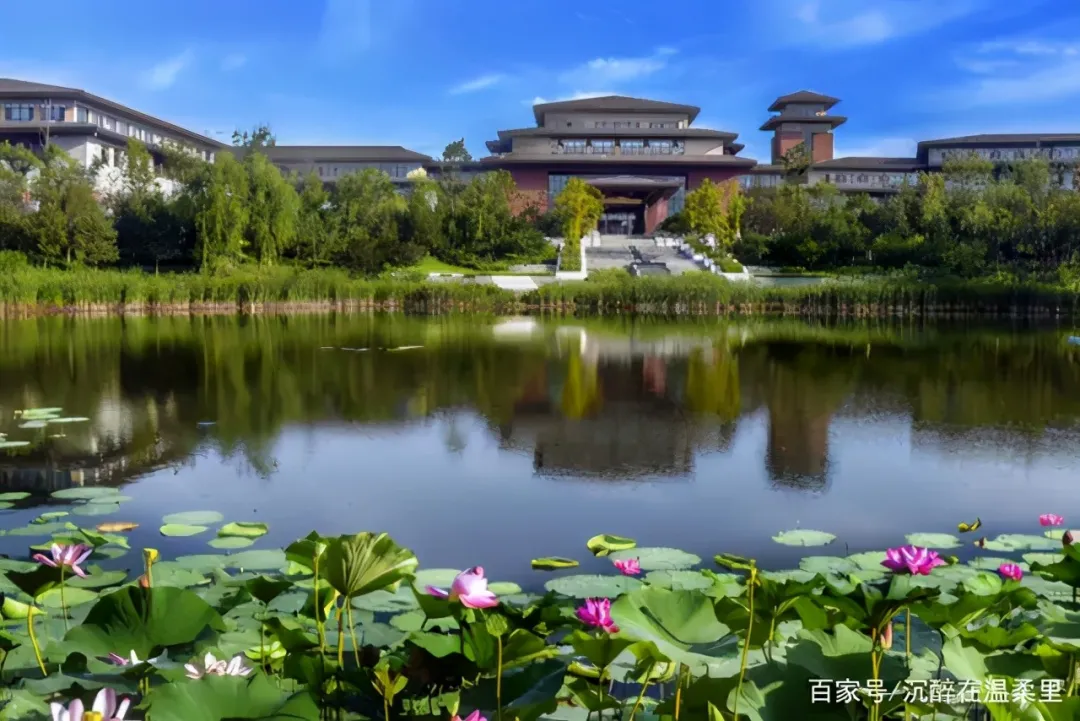 爆發(fā)吧,文旅!總投資超7000億,盤點(diǎn)上半年超大型文旅項(xiàng)目