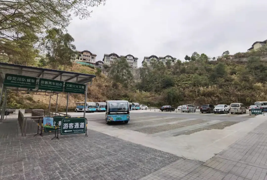 把山寨硬做成了網(wǎng)紅，看一個2萬方文旅街區(qū)如何帶火一個小鎮(zhèn)？