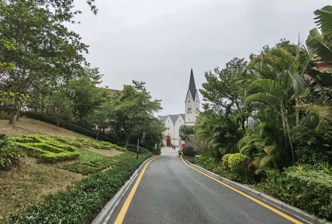 把山寨硬做成了網(wǎng)紅，看一個2萬方文旅街區(qū)如何帶火一個小鎮(zhèn)？